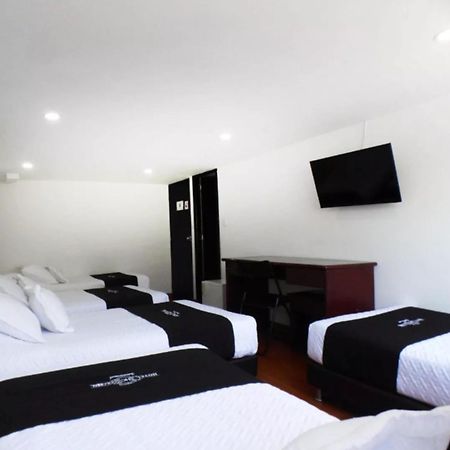 Hotel Colonial Internacional Богота Екстериор снимка